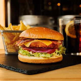 Hamburguesa Chicken Raíces