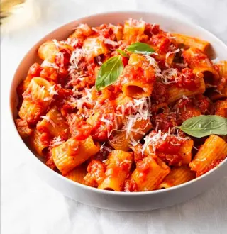Rigatoni à Amatriciana