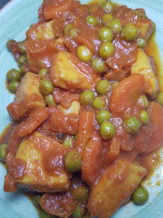 Jibia en salsa (ración)