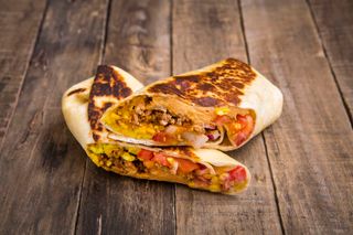 Бурито МАКС с телешко