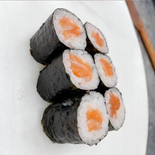 Maki Salmon (6 Pzs.)