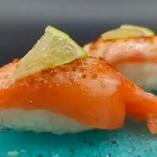 Nigiri Salmón Flambeado (2 Uds.)