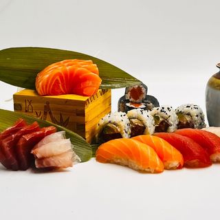 401 - Sushi sashimi misto