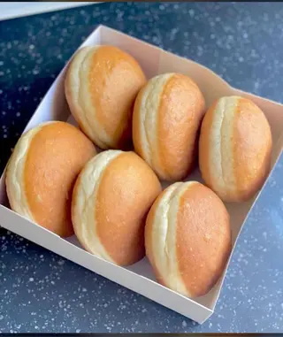 Chicken pie + Doughnut