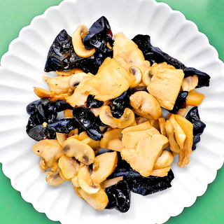 C4. Pui cu ciuperci 蘑菇鸡肉