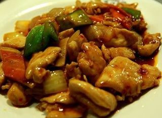 Pollo con salsa picante