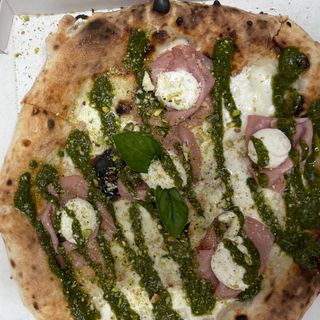 Mortadella y pistacho 