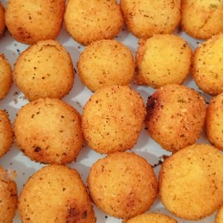 Pelotas de Quesos 30g (Caja con 25 Unidades)