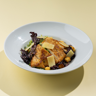 ცეზარის სალათი ქათმით