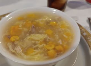 5. Sopa De Pollo Con Maíz