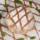 pastilla au poulet et aux amandes