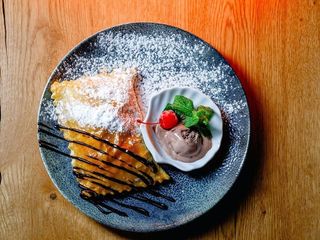 Штрудель з вишнями та шоколадом ( 150/50g)