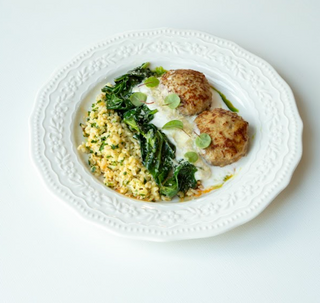 Котлетки из индейки с булгуром под муссом 