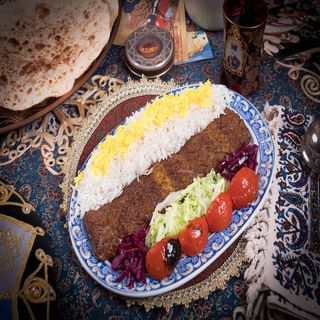 20. Chelo Kebab Barg (1 Brocheta)