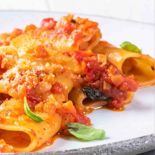 PASTA  ALL'AMATRICIANA