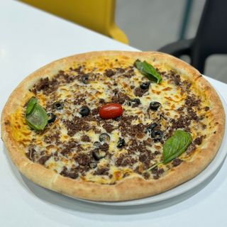 Pizza Bolognaise
