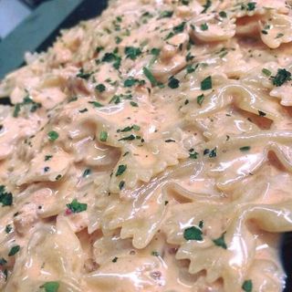 Farfallette al salmone