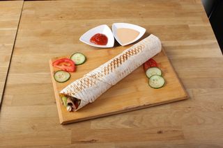 Kebab amerykański tortilla mega