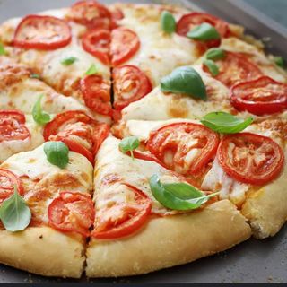 Pizza Marguerita (26 Cm.)