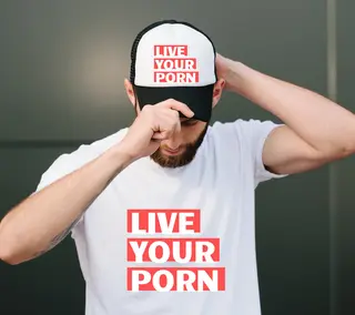 Tricou si Sapca "Live"