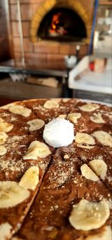 Nutella pizza