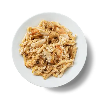 Penne com Frango, Cogumelos e Natas