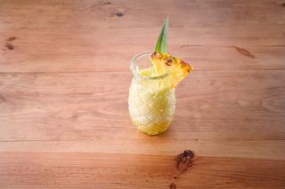 Sumo de Abacaxi, Gengibre e Hortelã 