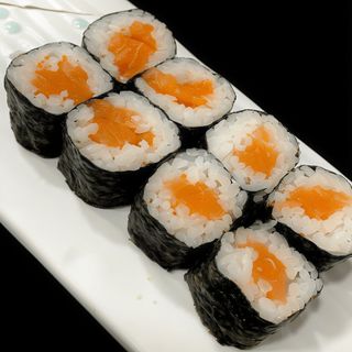 Sake maki (8 uds.)