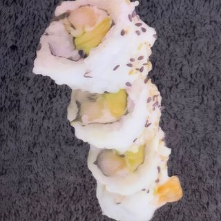 179 Uramaki de aguacate con langostino y queso (8 pzs.)