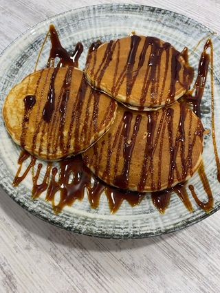 Tortitas Con Caramelo Líquido