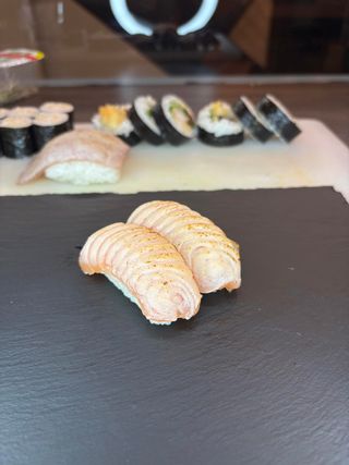 Nigiri Sake Tataki