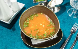 Bors de perisoare (cu smantana si ardei iute)