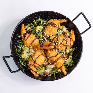 Salata sa pohanim škampima