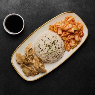 Arroz con 4 Dumpling de Cerdo Char Siu y Kimchi