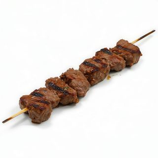 Festín kafta con ensalada