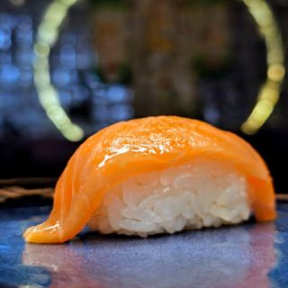 Суши Лосось