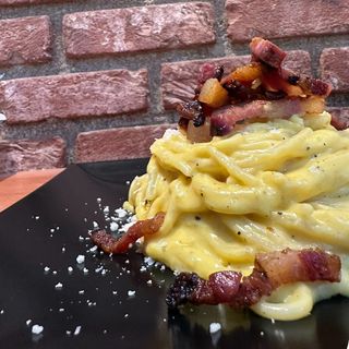 SPAGHETTI ALLA CARBONARA