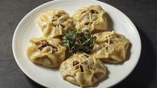 Манты с рубленой говядиной (5 шт.)