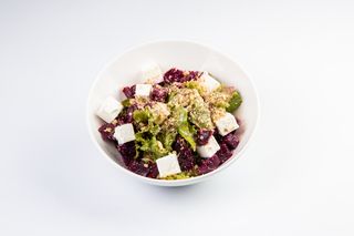 Салат из запеченной свеклы