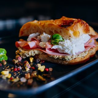 Focaccione Mortadella