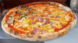 Pizza famigliare farcita