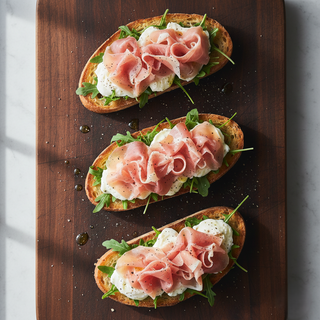 BRUSCHETE CU PROSCIUTTO CRUDO