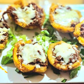 Tapa De Tostones Rellenos