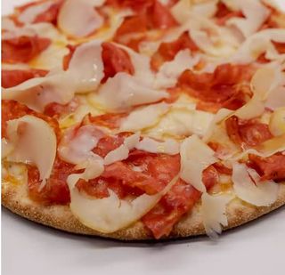 Salame piccante e provola