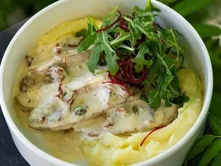 Курочка су-від у вершковому соусі (350g)