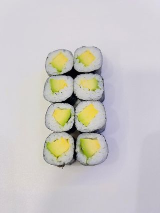 Maki de aguacate 8 uds.