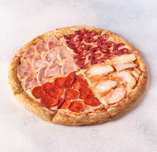 Пицца "Четыре мяса" (32 см.)