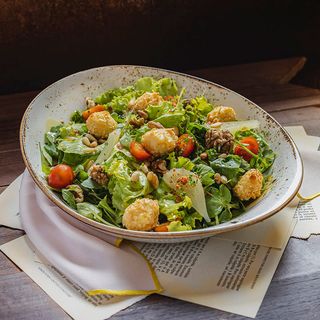 Ensalada de queso de cabra