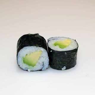 6. Maki Aguacate (8 Pzs.)