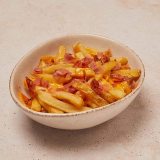 Cheesy bacon loaded fries